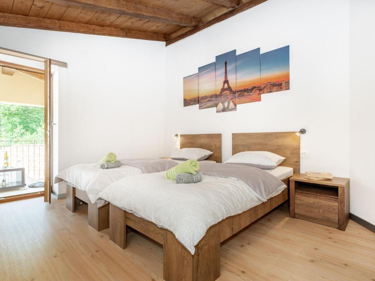 Tranquil Holiday Home In Labin With Private Swimming Pool Екстер'єр фото