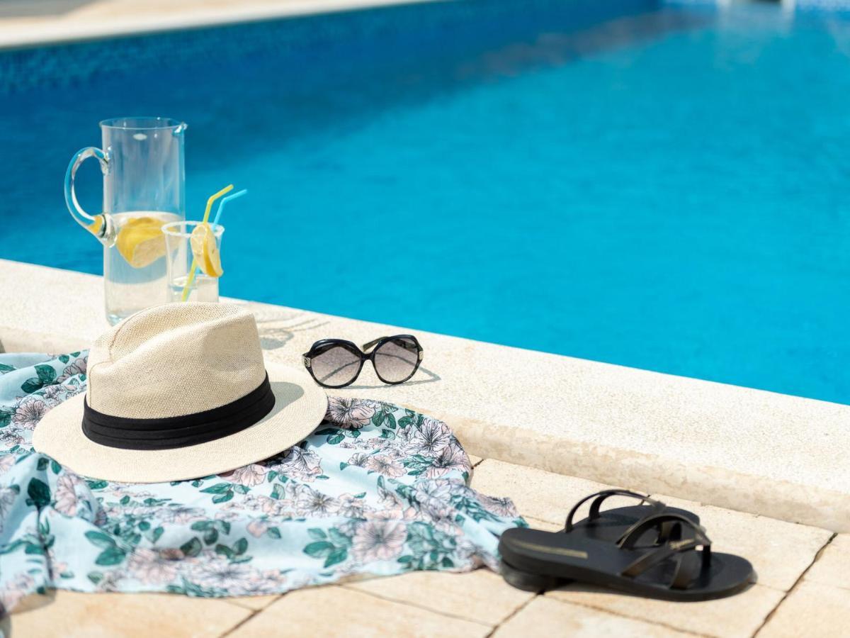 Tranquil Holiday Home In Labin With Private Swimming Pool Екстер'єр фото