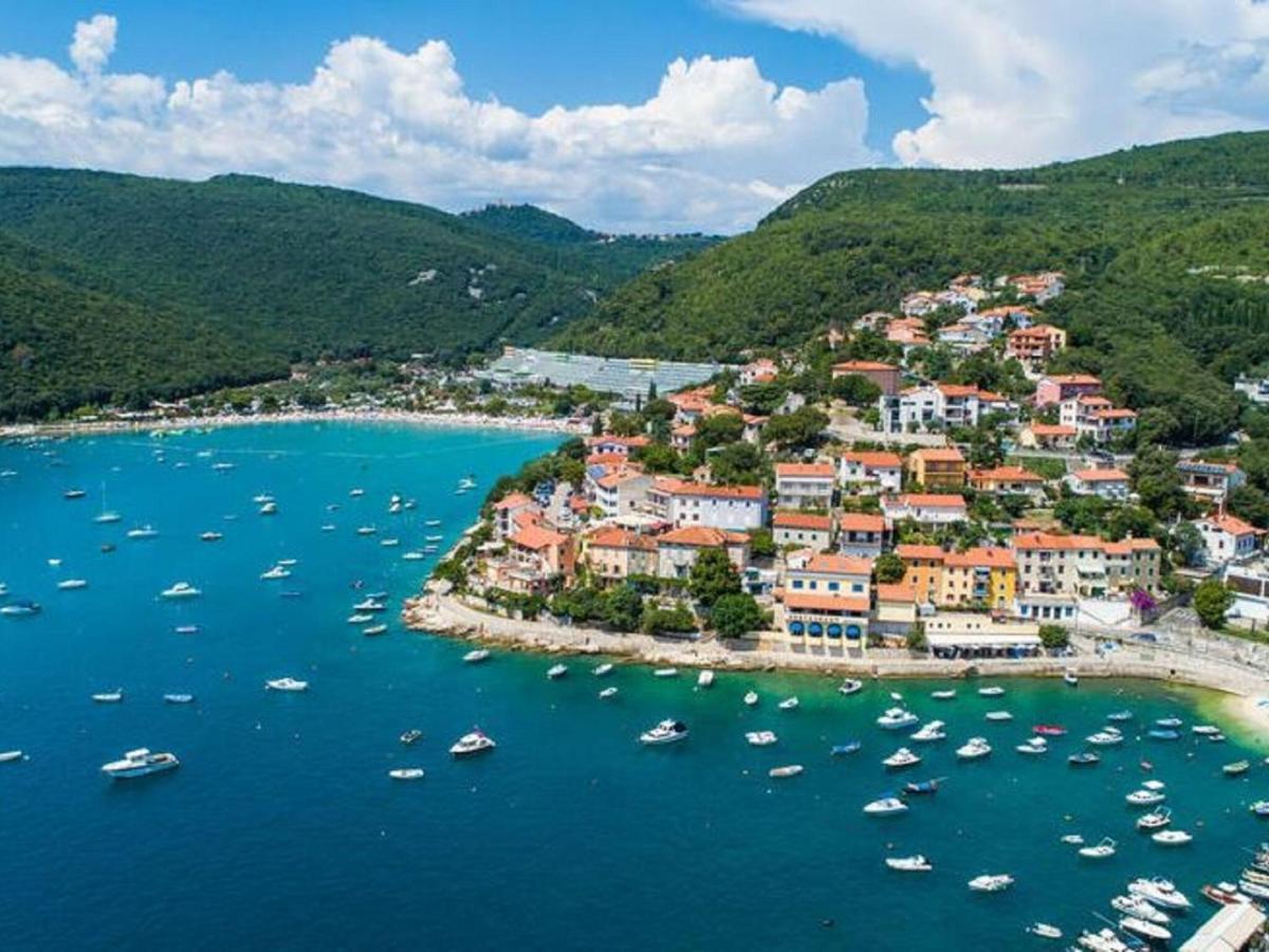 Tranquil Holiday Home In Labin With Private Swimming Pool Екстер'єр фото